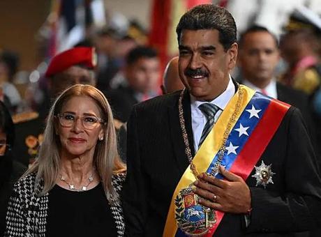 ABD’nin alıkoyduğu Venezuela lideri Maduro ve eşinin hakim karşısına çıkacağı tarih belli oldu!