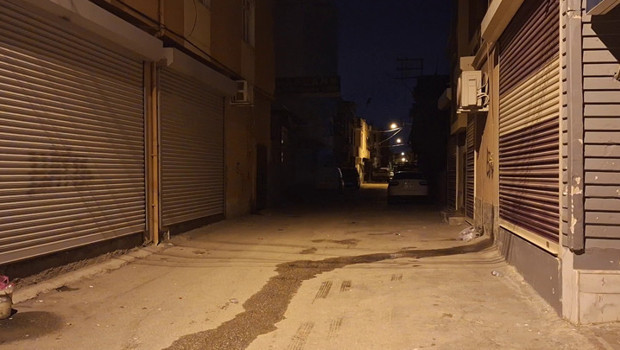 Adana'da sokak ortasında vahşet! 24 yaşındaki Reyhan Acar, silahlı saldırıda hayatını kaybetti