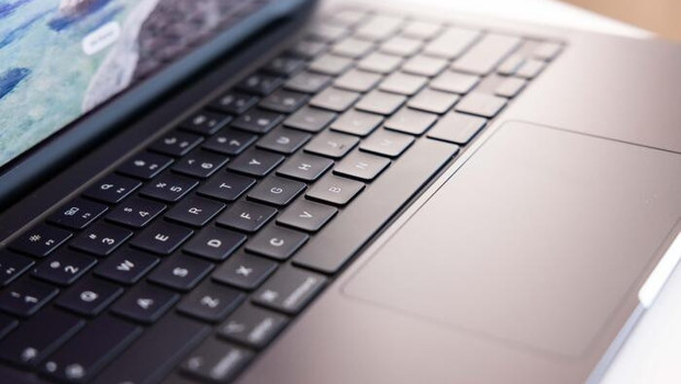 Apple Macbook Ultra için mi hazırlanıyor?