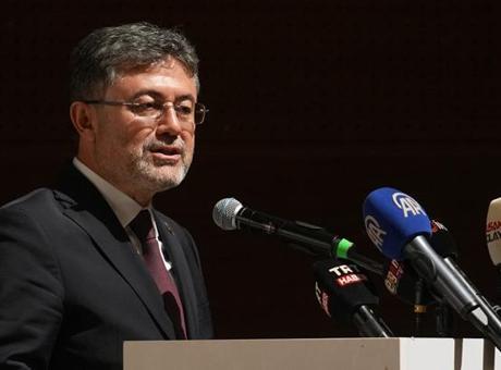 Bakan Yumaklı: İspanya’nın ardından Fransa için de iki yangın söndürme uçağı görevlendirildi