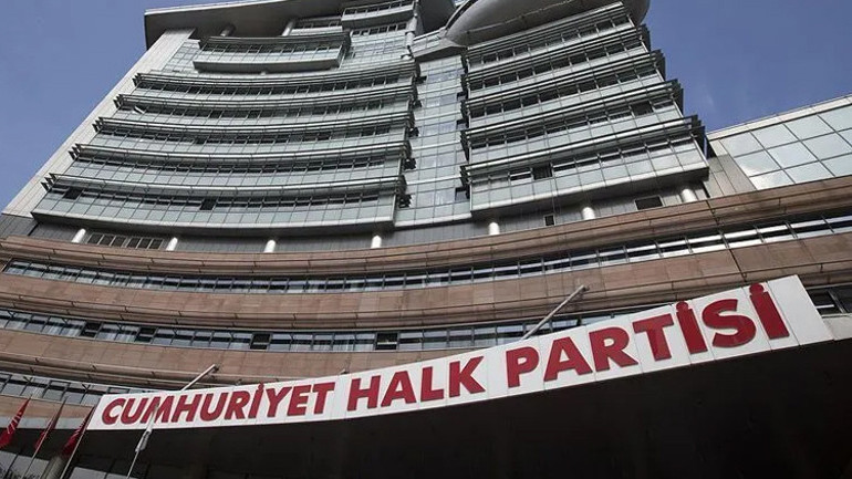 CHP MYKsından kritik karar: 4 il teşkilatı feshedildi, 5 ile yeni atama yapıldı