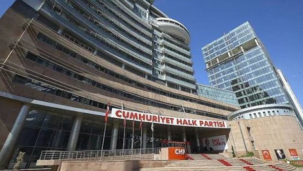 CHP MYK'sından kritik karar: 4 il teşkilatı feshedildi, 5 ile yeni atama yapıldı