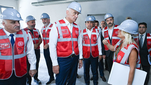 Cunta rejimin karanlık yüzü Diyarbakır Cezaevi kültür ve sanat adası oluyor! Bakan Ersoy: Cunta dönemlerinin karanlığı unutturulmayacak