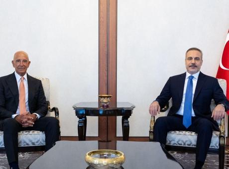 Dışişleri Bakanı Hakan Fidan, ABD'nin Ankara Büyükelçisi Barrack'ı kabul etti 2 Dışişleri Bakanı Hakan Fidan, ABD'nin Ankara Büyükelçisi Barrack'ı kabul etti