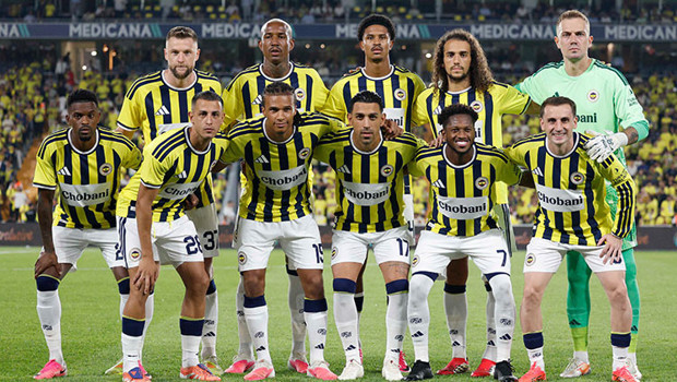 Fenerbahçe'de ayrılık! Benficalı yıldız hedefte