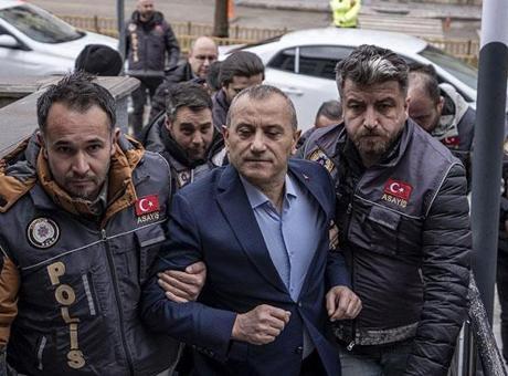 Gülistan Doku soruşturması: Eski Tunceli Valisi Tuncay Sonel 4 farklı suçtan tutuklandı 2 Gülistan Doku soruşturması: Eski Tunceli Valisi Tuncay Sonel 4 farklı suçtan tutuklandı