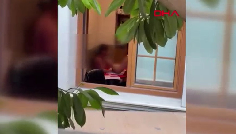 İstanbul’da rehabilitasyon merkezinde öğrenciye şiddet Öğretmenin dayağını baba görüntüledi