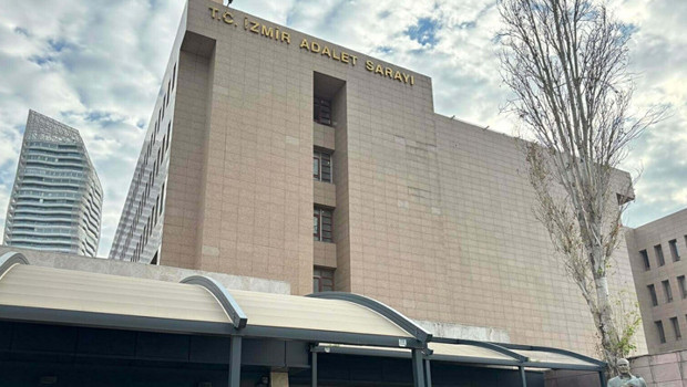 İzmir merkezli yasa dışı bahis operasyonunda 20 şüpheli tutuklandı