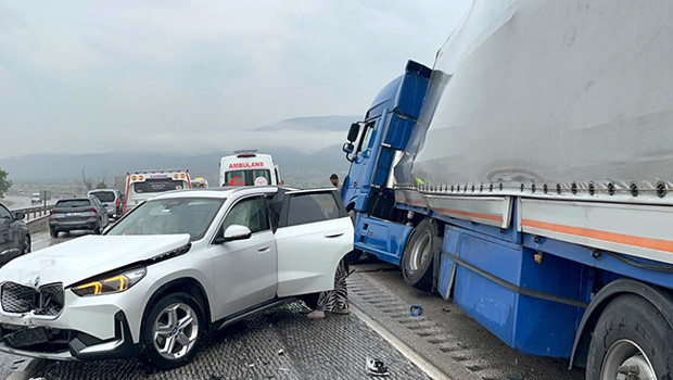 Kastamonu’da 3 ayrı zincirleme kaza: 1 ölü, 12 yaralı