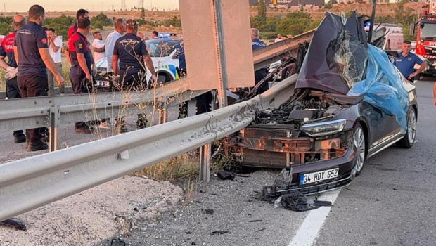 Kayseri'de düğün konvoyunda kaza: 1 ölü, 3 yaralı