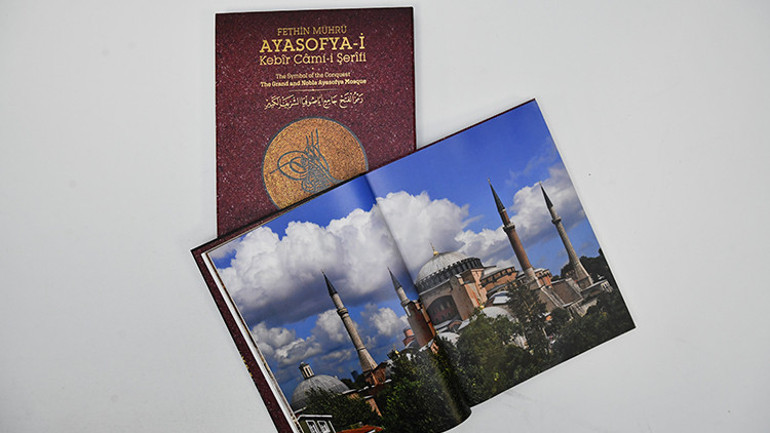 Kutlu fethin zafer nişanesi Ayasofyaya yaraşır özel bir eser: Fethin Mührü: Ayasofya-i Kebîr Câmi-i Şerîfi