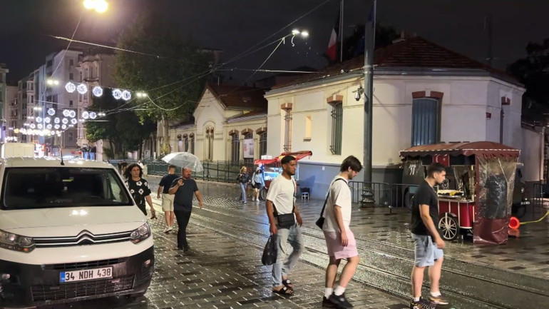 Son dakika hava durumu raporları 25 Temmuz 2026 | 35 ilde turuncu ve sarı alarm: Meteorolojiden kuvvetli yağış, fırtına, toz taşınımı uyarısı