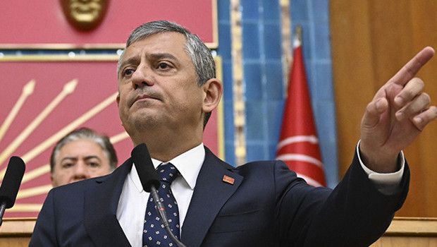 Son dakika… Özgür Özel’den veda konuşması: Vakti gelmiş bir vedanın hüznünü taşıyorum! Yeni partiyi kuruyoruz