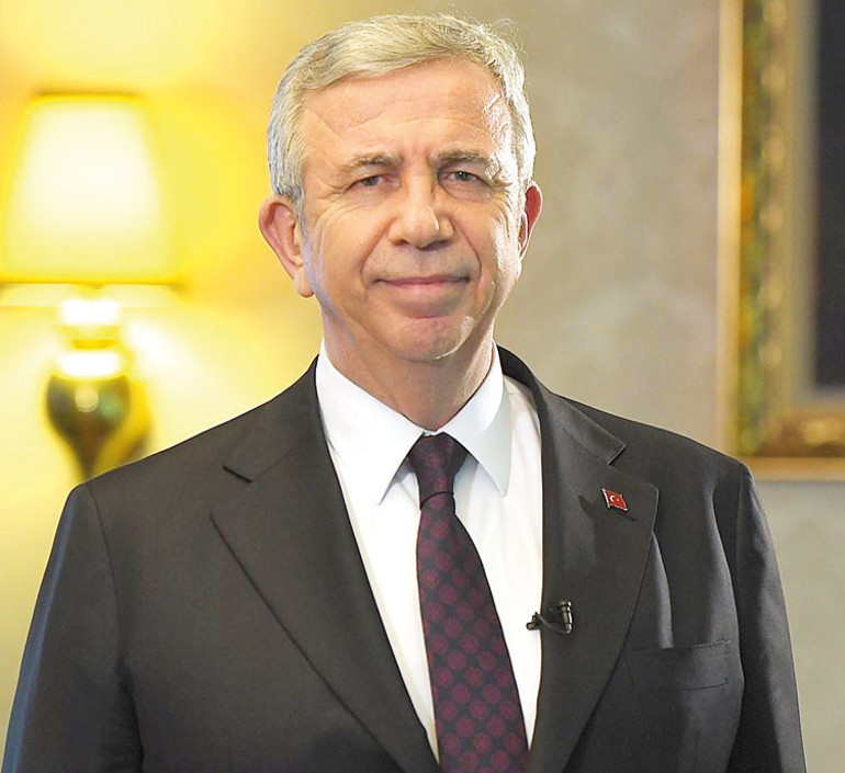 Tarihi gömleği çıkaranlar yazar