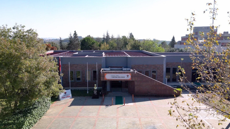 TÜBİTAK Fen Lisesi ilk mezunlarıyla YKSye damga vurdu Bakan Kacır: Öğrencilerimiz gururumuz oldu