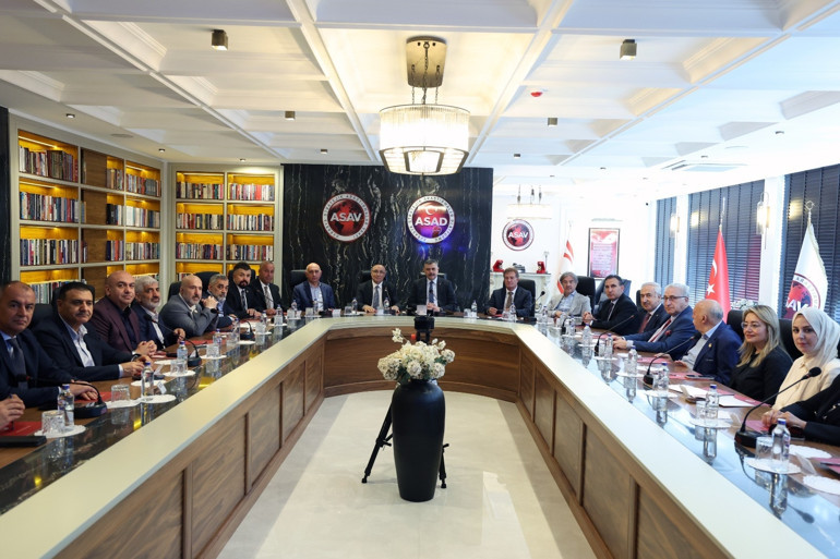 Bakan Çiftçi: Yurt içinde yurt dışında neredelerse mücadelemiz devam edecek