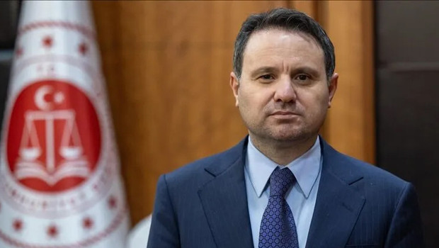 Bakan Gürlek, ‘Kimsenin makamına bakmıyoruz’ diyerek duyurdu: 84 hakim-savcı meslekten çıkarıldı