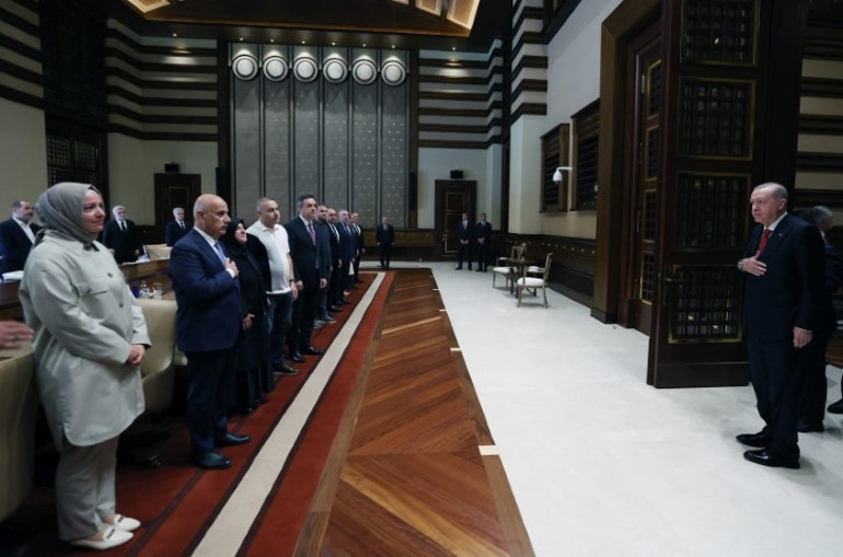 Oğlunu okul saldırısında kaybetmişti | Beştepede kabul edildi: Cumhurbaşkanımız taleplerimizi olumlu karşıladı