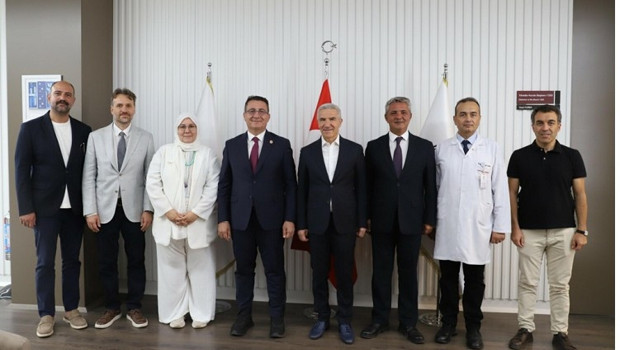 Sağlıkta yapay zeka işbirliği
