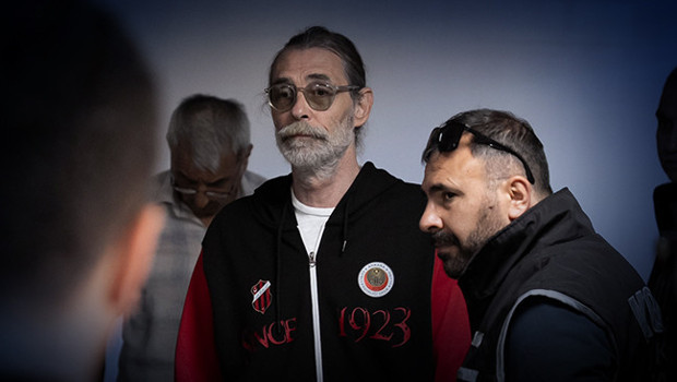 Tutuklu Belediye Başkanı Erdal Beşikçioğlu’nun esrar testi sonucu belli oldu! Beşikçioğlu’nun ifadesinde dikkat çeken atama vurgusu