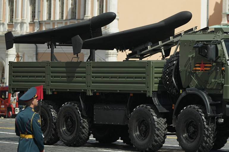 Uydu görüntüleri ortaya çıkardı: NATO’nun sinirlerini test eden hamle 1000 kilometrelik yeni tehdit