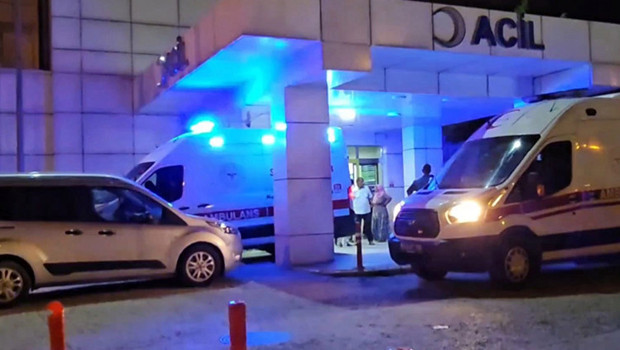 16 yaşındaki çocuk annesini silahla ateş edip öldürdü