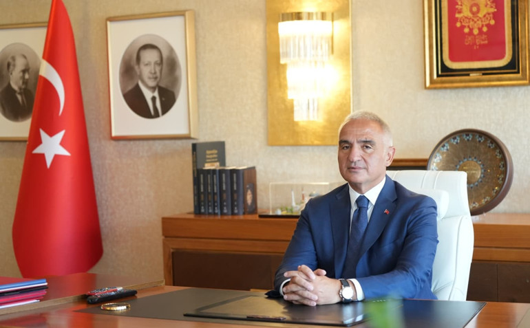 Akdeniz’den 2 bin yıllık sofra takımı çıktı Binlerce tabak ve kaseyi koruyan sır: Kil