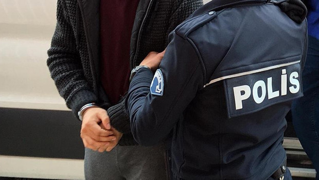 Ankara’dan çevre illere uyuşturucu sevkiyatına operasyon: 107 bin 200 sentetik ecza hapı ele geçirildi… 6 tutuklama