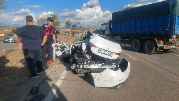 Balıkesir’de kahreden kaza! Hamile anne ve kızı öldü; ameliyata alınan kadının bebeği de kurtarılamadı