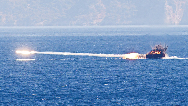 Denizkurdu’nda MSB’den Yunanistan’a ‘Ada’ uyarısı