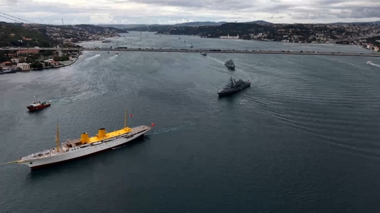 İstanbul Boğazında görkemli geçit: Preveze Deniz Zaferi 488inci yıl dönümünde kutlandı