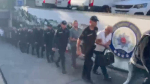 İstanbul’da vatandaşlık vurgunu operasyonu: 33 tutuklama, dev mal varlığına el koyma