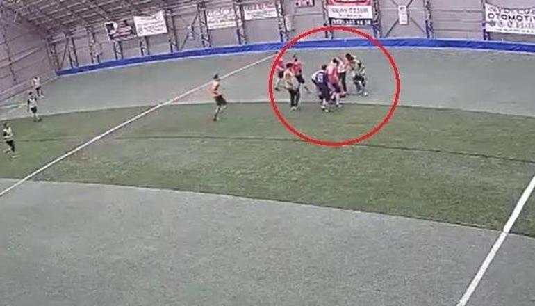 Kayseri'de halı sahada kahreden ölüm 3 Kayseri'de halı sahada kahreden ölüm
