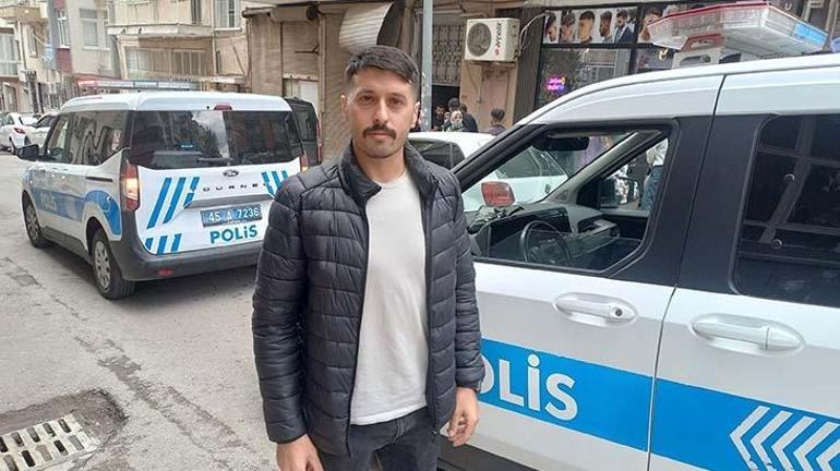Komşusunun kapısını matkapla deldi! Yaşadığı korkuyu böyle anlattı: Evden çıkamaz hale geldiler 7 Komşusunun kapısını matkapla deldi! Yaşadığı korkuyu böyle anlattı: Evden çıkamaz hale geldiler