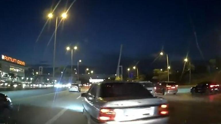 Makas atıp kazaya neden olduktan sonra kaçtı! Ehliyetsiz sürücüye rekor ceza 3 Makas atıp kazaya neden olduktan sonra kaçtı! Ehliyetsiz sürücüye rekor ceza