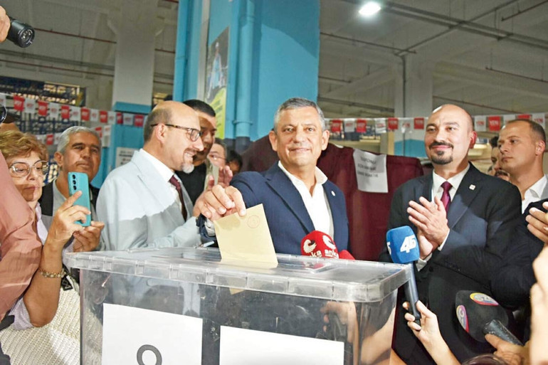 Önseçime katılan Özgür Özel: İktidar olmazsak bırakırım