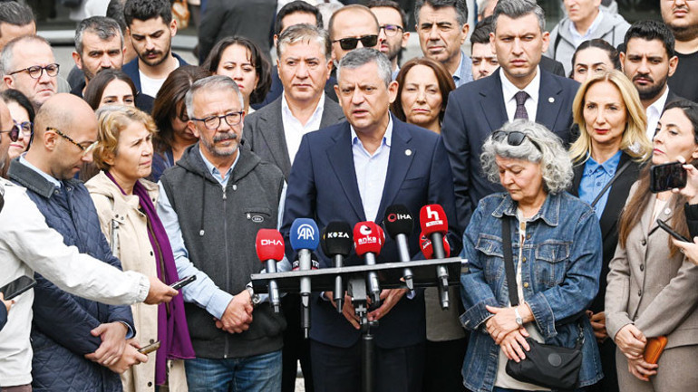 Özel’den fon krizi açıklaması: Kazanandan alınıp mağdura ödensin