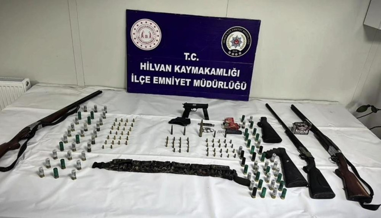Şanlıurfada silah kaçakçılığı operasyonu: 16 gözaltı