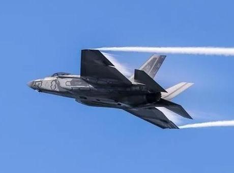 SON DAKİKA | ABD Suudi Arabistan’a 24,3 milyar dolar değerinde 48 adet F-35 savaş uçağı satacak