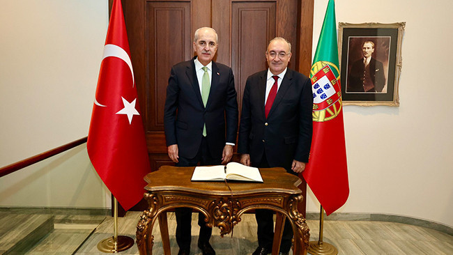 TBMM Başkanı Kurtulmuş, Lizbon Büyükelçiliği’ni ziyaret etti 2 TBMM Başkanı Kurtulmuş, Lizbon Büyükelçiliği’ni ziyaret etti