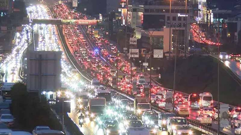 Türkiye Trafik Durum Raporu açıklandı: İstanbul trafiğinin maliyeti 10 milyar dolar