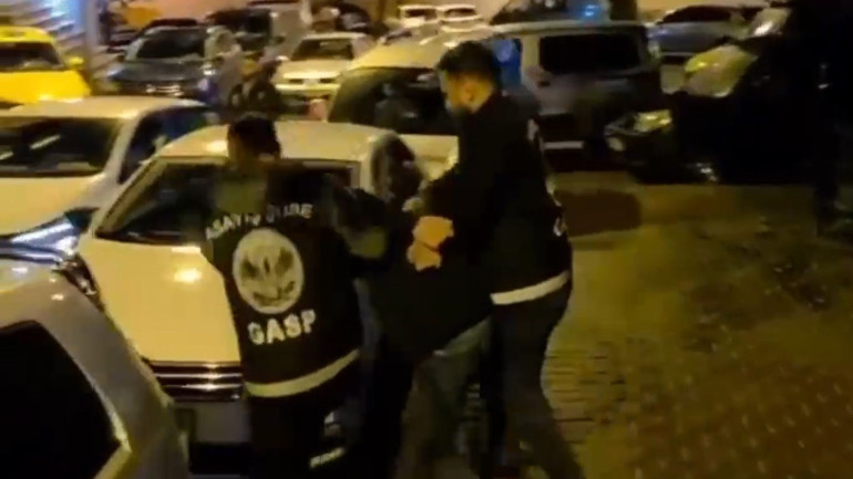 Ünlü yapımcı Mustafa Usluya haraç tehdidi: Eski damat ve iş insanı gözaltında