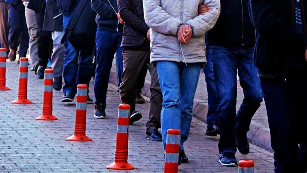Ankara’da nitelikli dolandırıcılık operasyonlarında 12 şüpheli tutuklandı