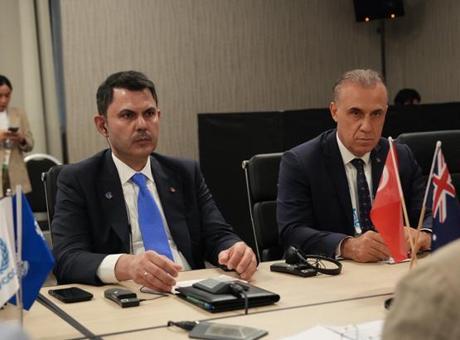 Bakan Kurum, Avustralya İklim Değişikliği ve Enerji Bakanı Bowen ile görüştü