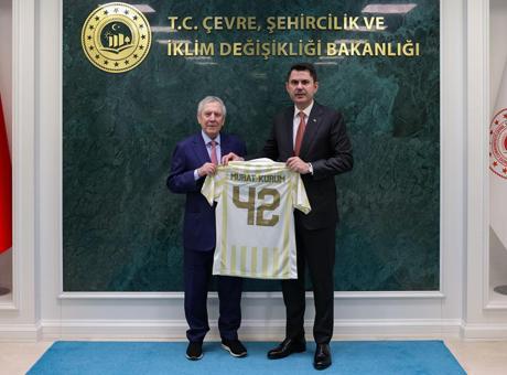 Bakan Kurum, Fenerbahçe Kulübü Başkanı Aziz Yıldırım ile görüştü