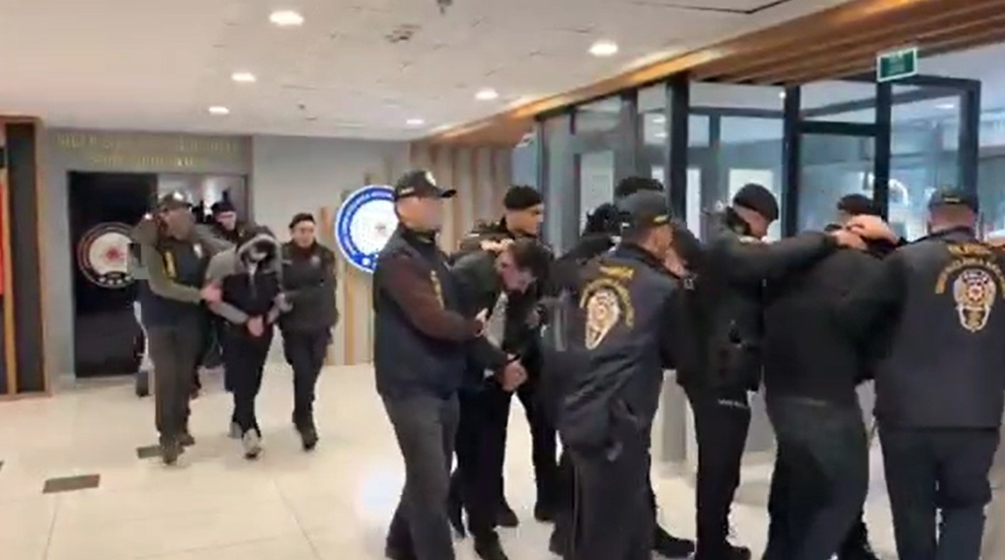Bursa'da yasa dışı bahis operasyonunda 16 tutuklama