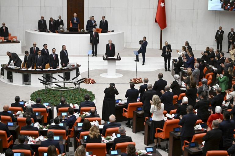 Cumhurbaşkanı Erdoğandan fon soruşturmasıyla ilgili açıklama: Kimsenin hakkını kimseye yedirmeyiz