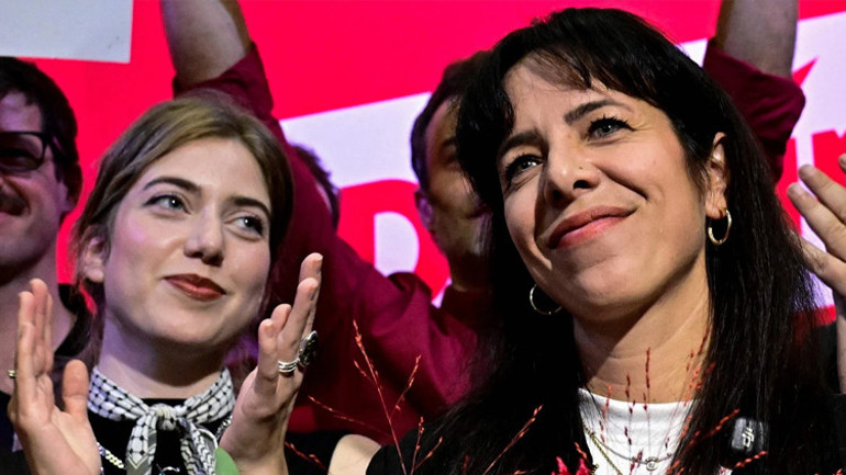 Elif Eralpe engel üstüne engel: Berlinde hükümet krizi kapıda