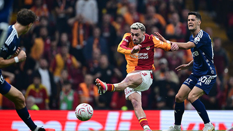 Galatasaray-Kasımpaşa maçını ve TFFyi yazdılar: Osimhen, tüketti Utanma duygumuzu kaybettik, hükümsüzdür