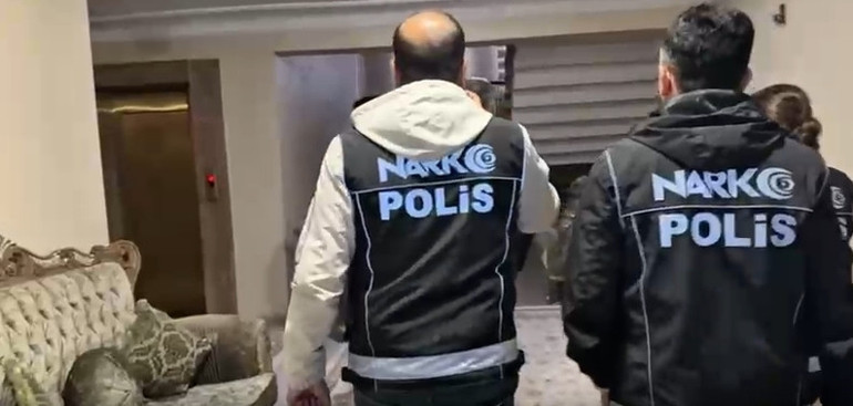 Hakkari merkezli 5 ilde operasyon: Uyuşturucu gelirlerine milyarlık darbe